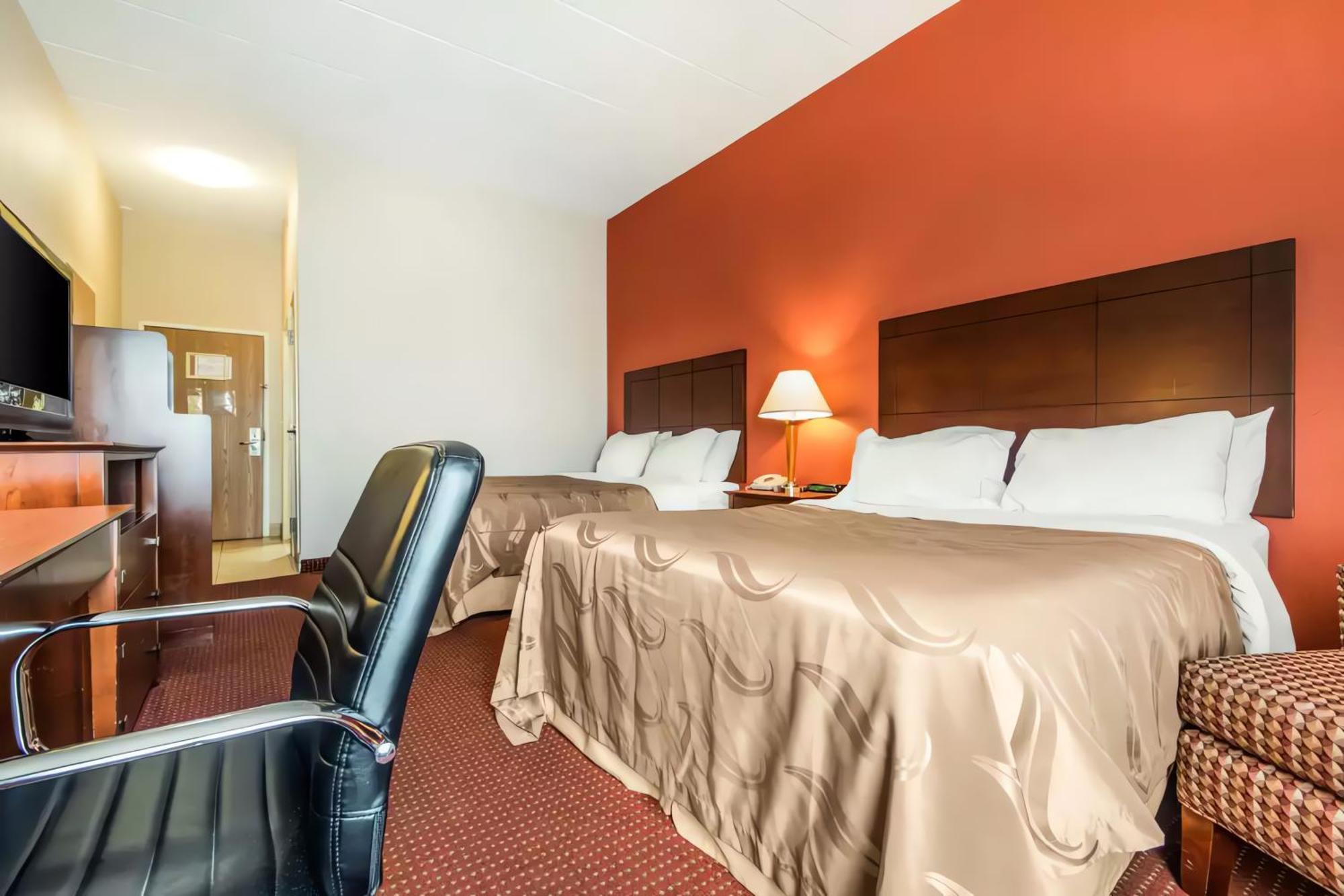 Quality Inn & Suites Lawrenceburg Eksteriør billede