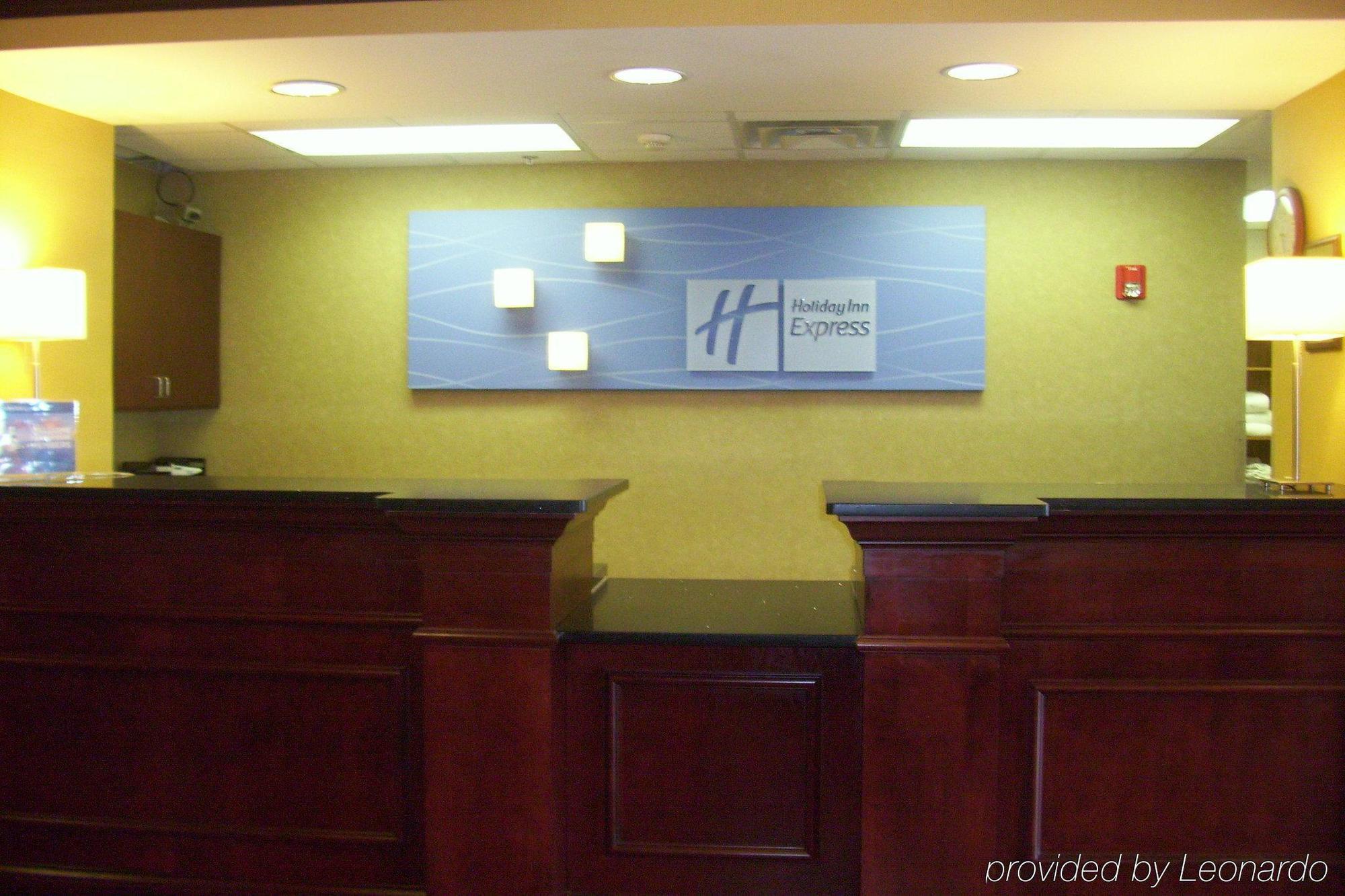 Quality Inn & Suites Lawrenceburg Eksteriør billede