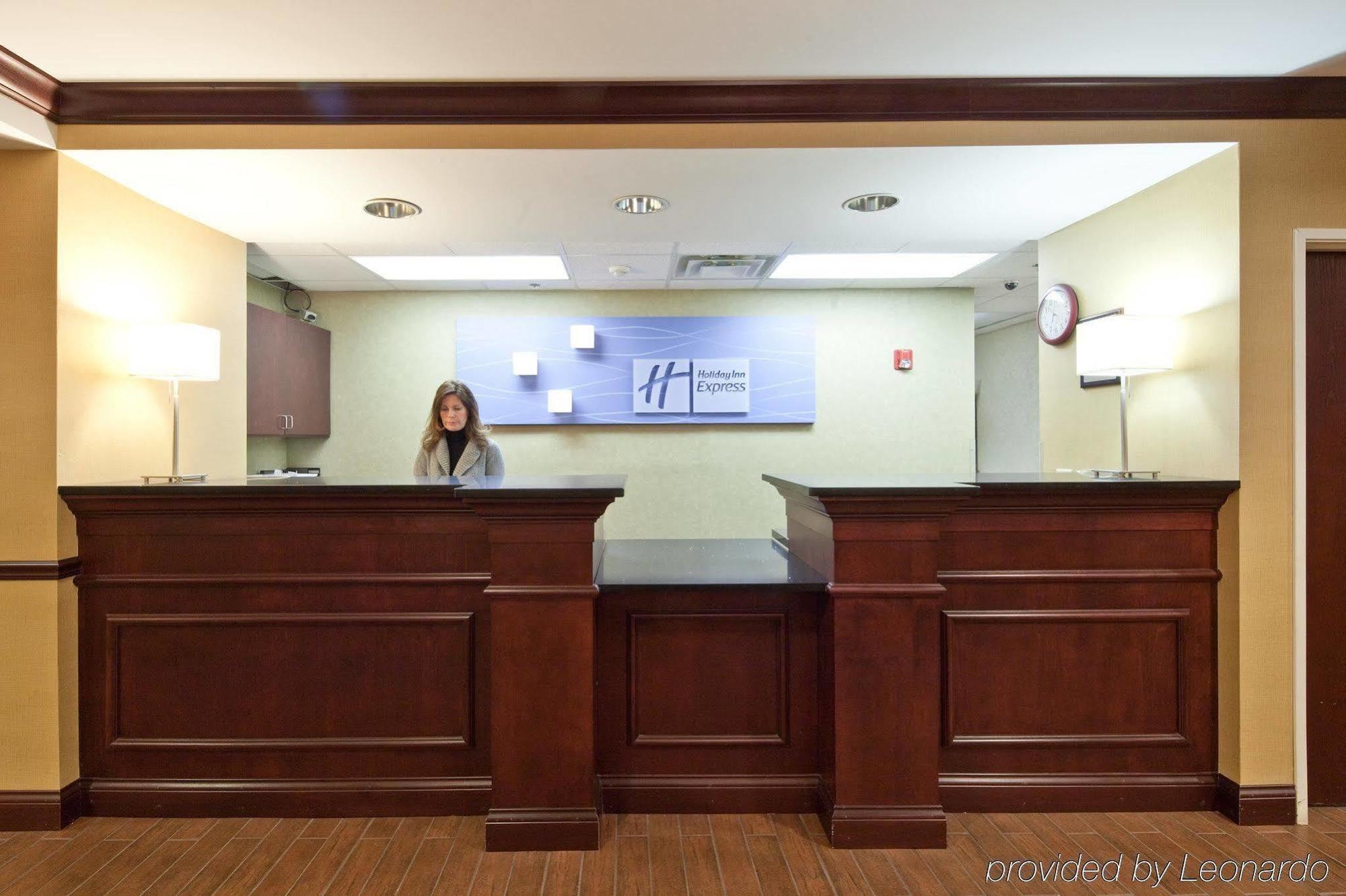 Quality Inn & Suites Lawrenceburg Eksteriør billede