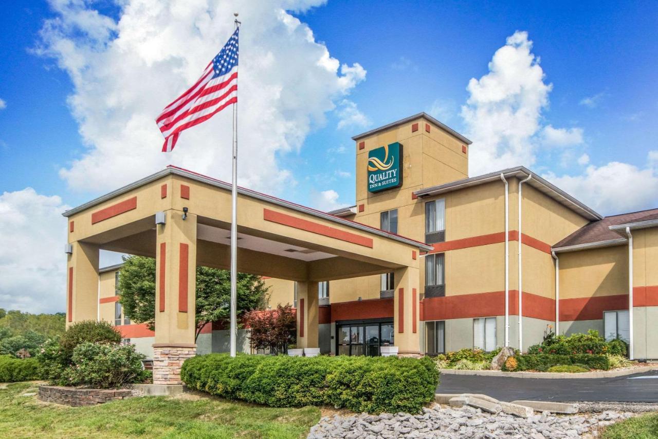 Quality Inn & Suites Lawrenceburg Eksteriør billede